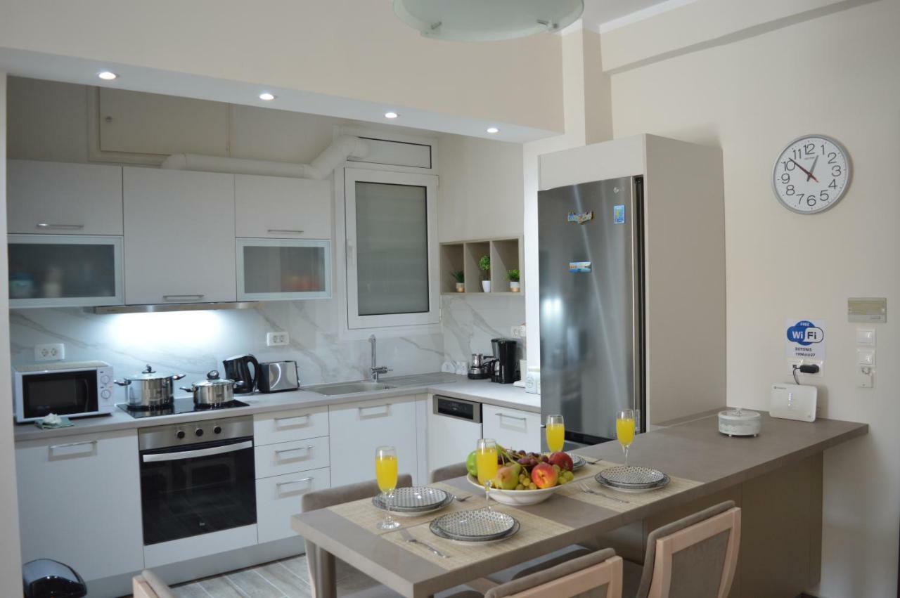 Botonis Bright Spacious Apartment Chania  Exterior photo