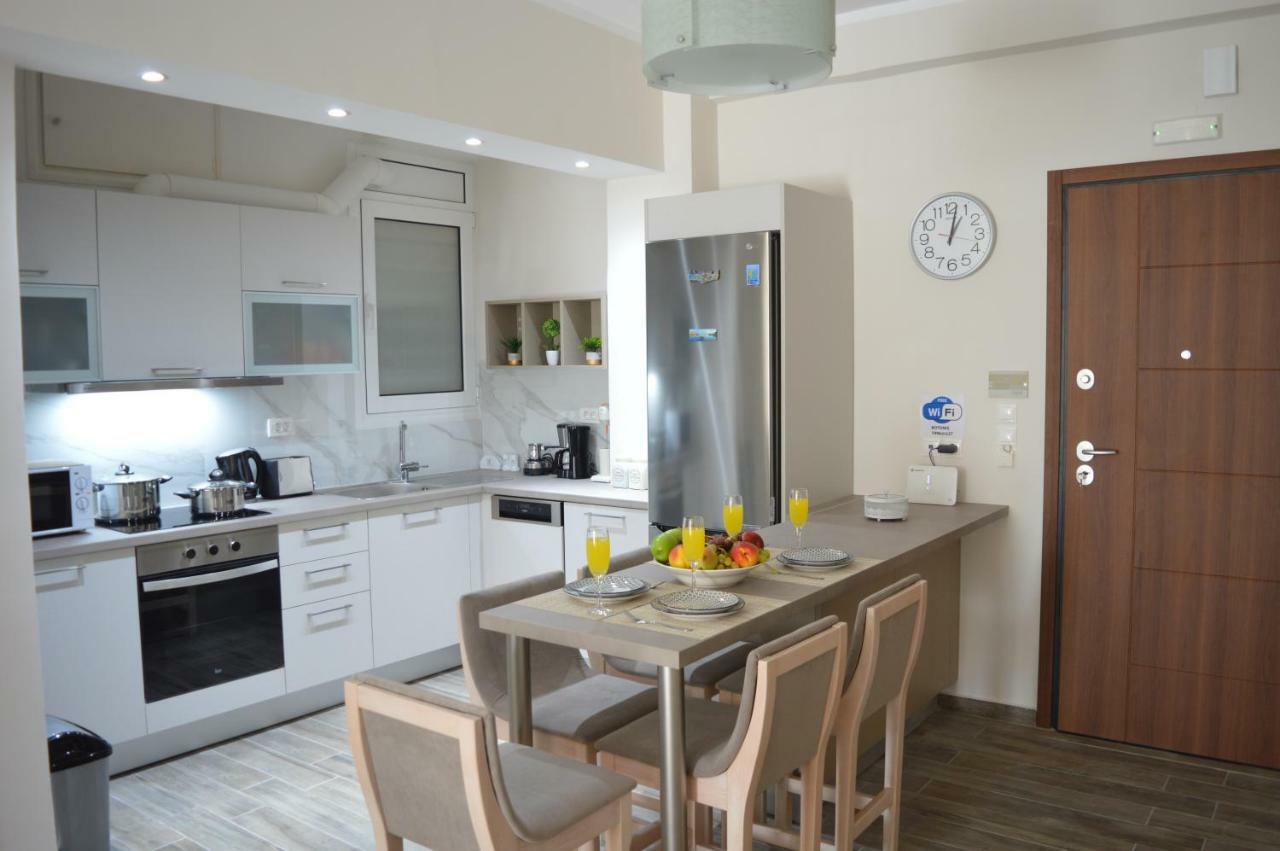 Botonis Bright Spacious Apartment Chania  Exterior photo