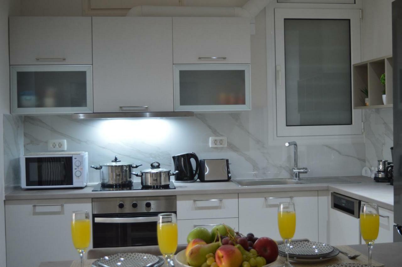 Botonis Bright Spacious Apartment Chania  Exterior photo